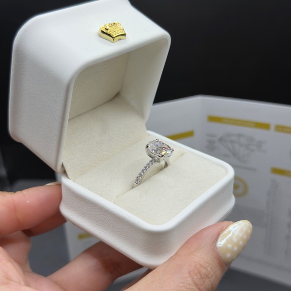 3ct oval cut real moissanite VVS1 engagement ring sz 5 and 6 available - Picture 10 of 11